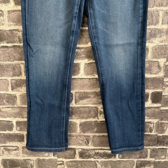 Mother the Mid Rise Dazzler Ankle jeans in Sweet & Sassy - Picture 6 of 12
